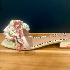 Betsey Johnson Women's Ruffle Sandal Slide Size 8.5